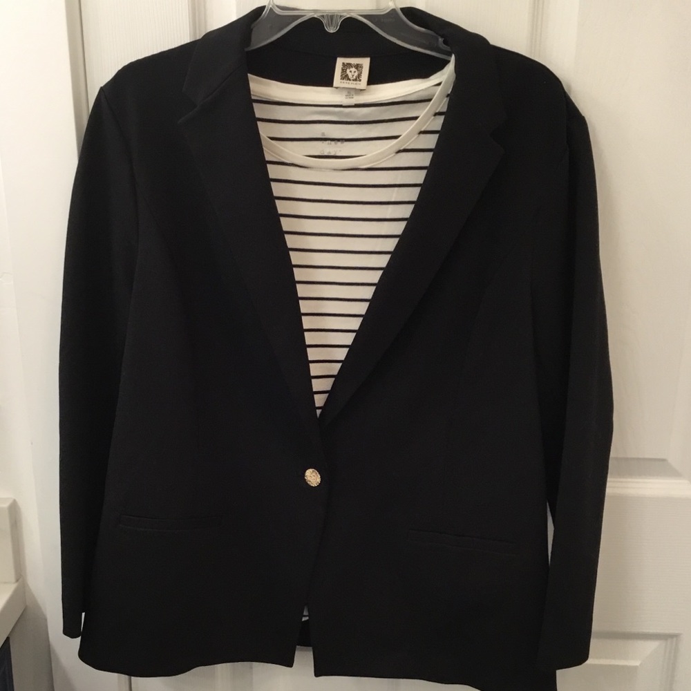 Classic Ann Klein Black Blazer - Worn Once